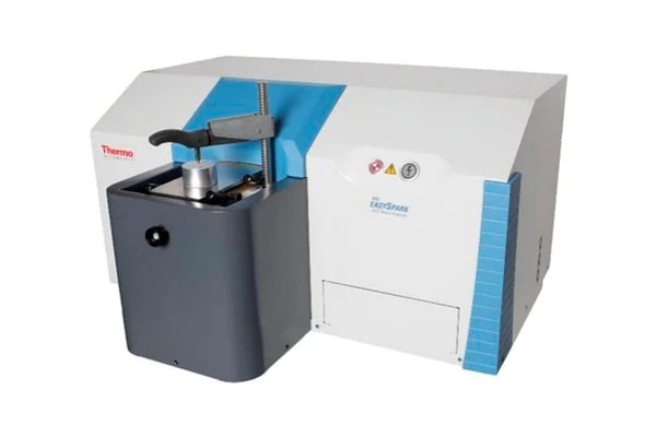 SPECTRO XEPOS能(néng)量色散X射線(xiàn)熒光（ED-XRF）光譜儀為(wèi)滿足高要求應用(yòng)而設計，擁有(yǒu)卓越的新(xīn)性能(néng)水平，重新(xīn)定義了ED-XRF分(fēn)析